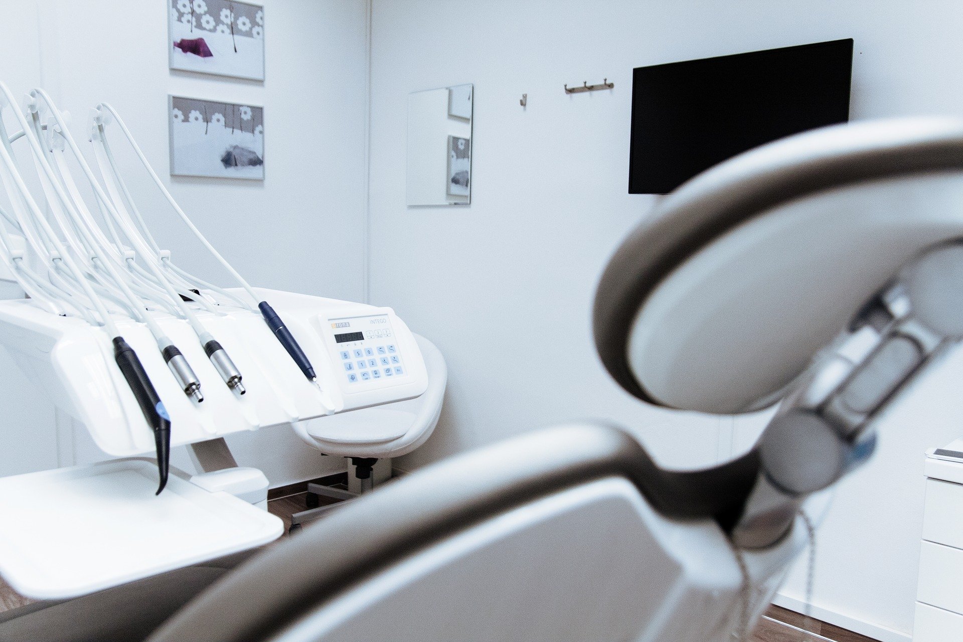 Forderungsmanagement & Inkasso für Zahnärzte Zahnarztpraxis Arzt Zahnarzt Praxis Klinik